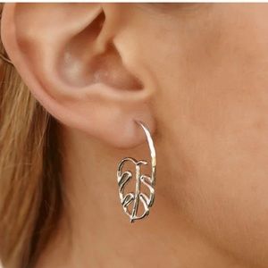 Pura Vida earrings